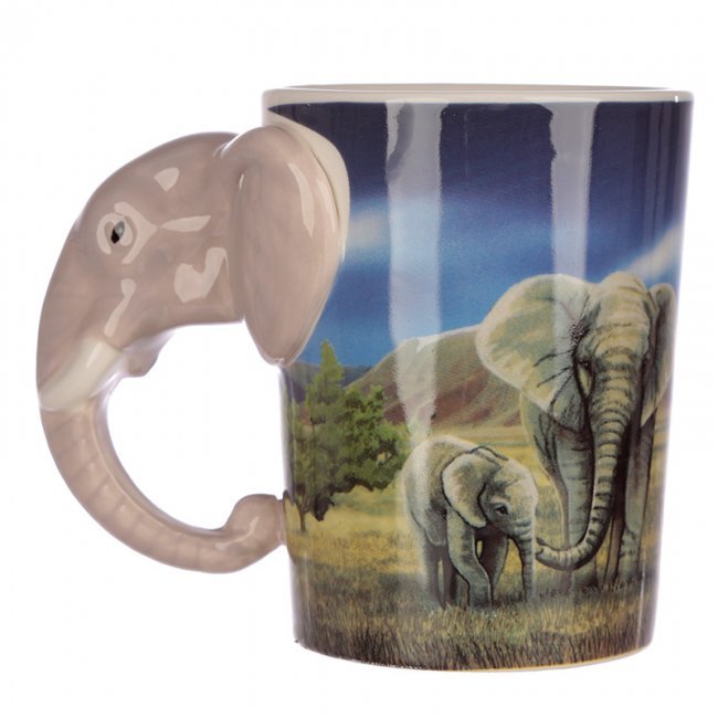 Tazza in ceramica decorata con manico a forma di Elefante